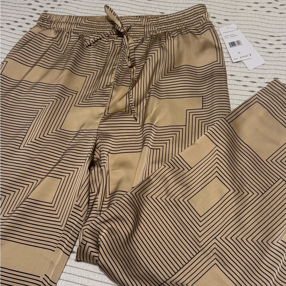 Geometric Patterned Lightweight Work Satin Tan Pants - Picture 5 of 6
